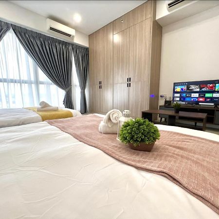 Free Parking # 2 Bed Family Bellsuite - Sepang Klia Kota Warisan Exteriör bild