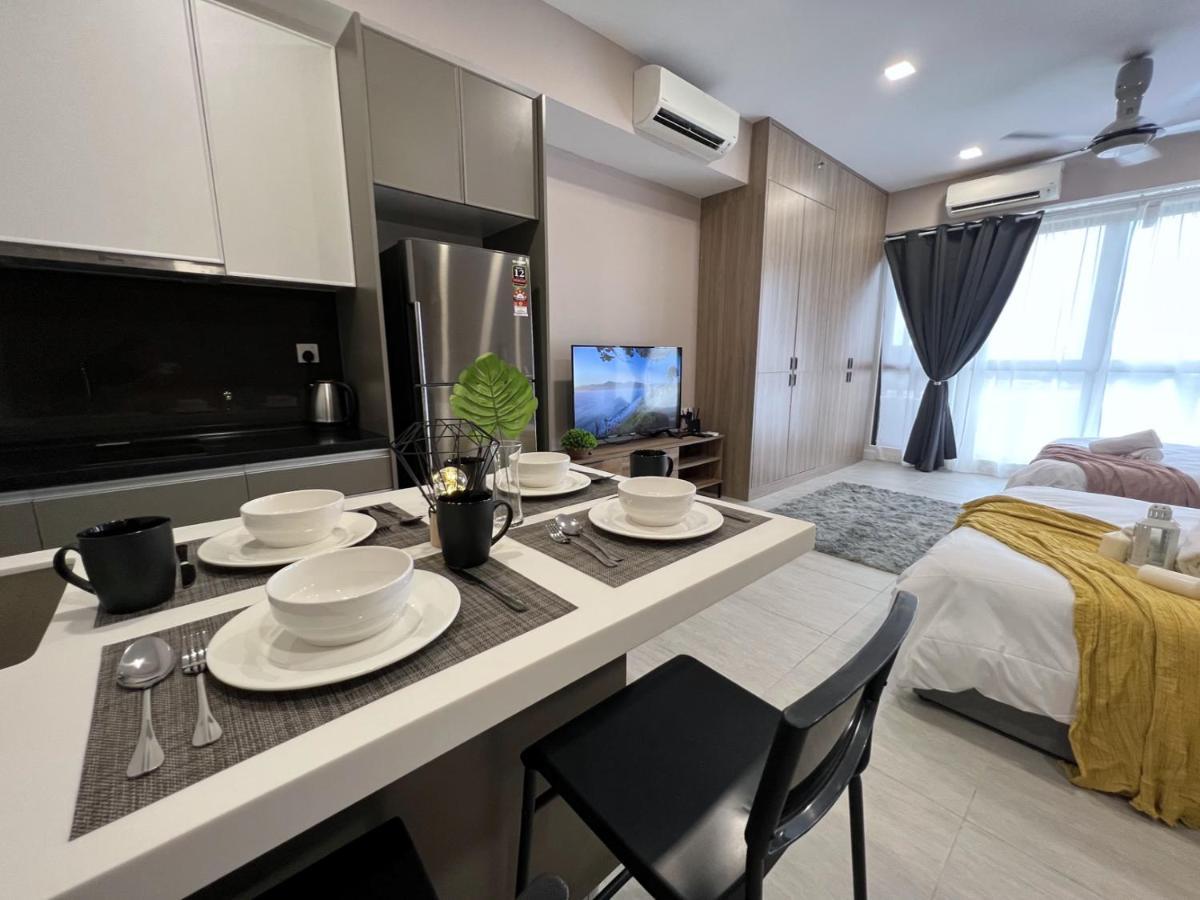 Free Parking # 2 Bed Family Bellsuite - Sepang Klia Kota Warisan Exteriör bild