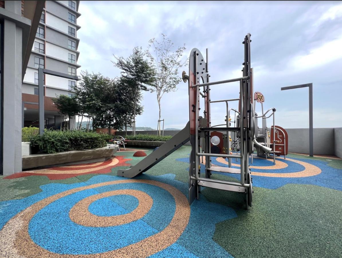 Free Parking # 2 Bed Family Bellsuite - Sepang Klia Kota Warisan Exteriör bild