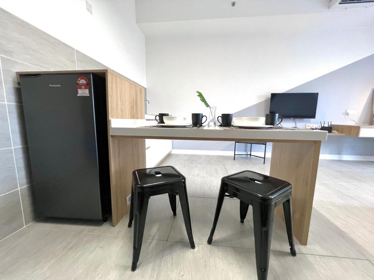 Free Parking # 2 Bed Family Bellsuite - Sepang Klia Kota Warisan Exteriör bild