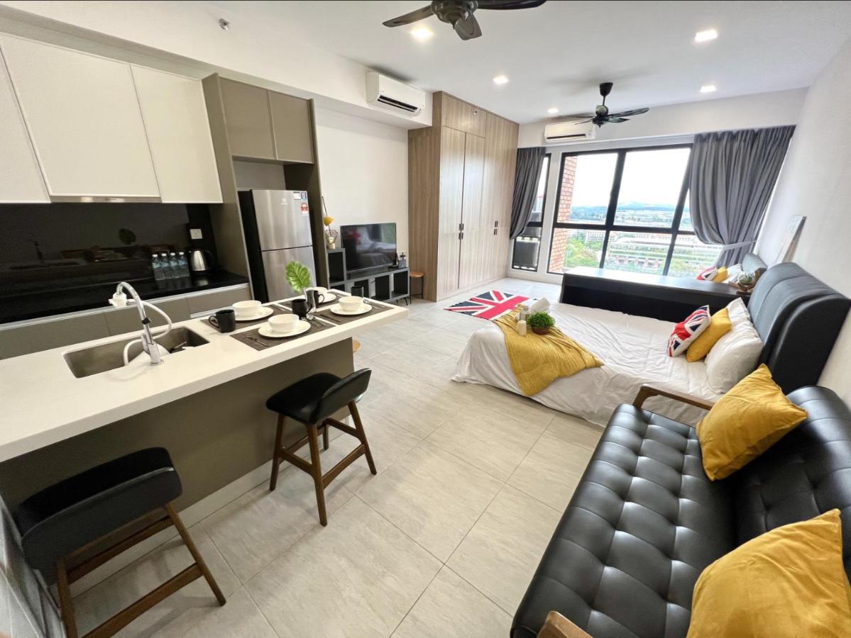 Free Parking # 2 Bed Family Bellsuite - Sepang Klia Kota Warisan Exteriör bild