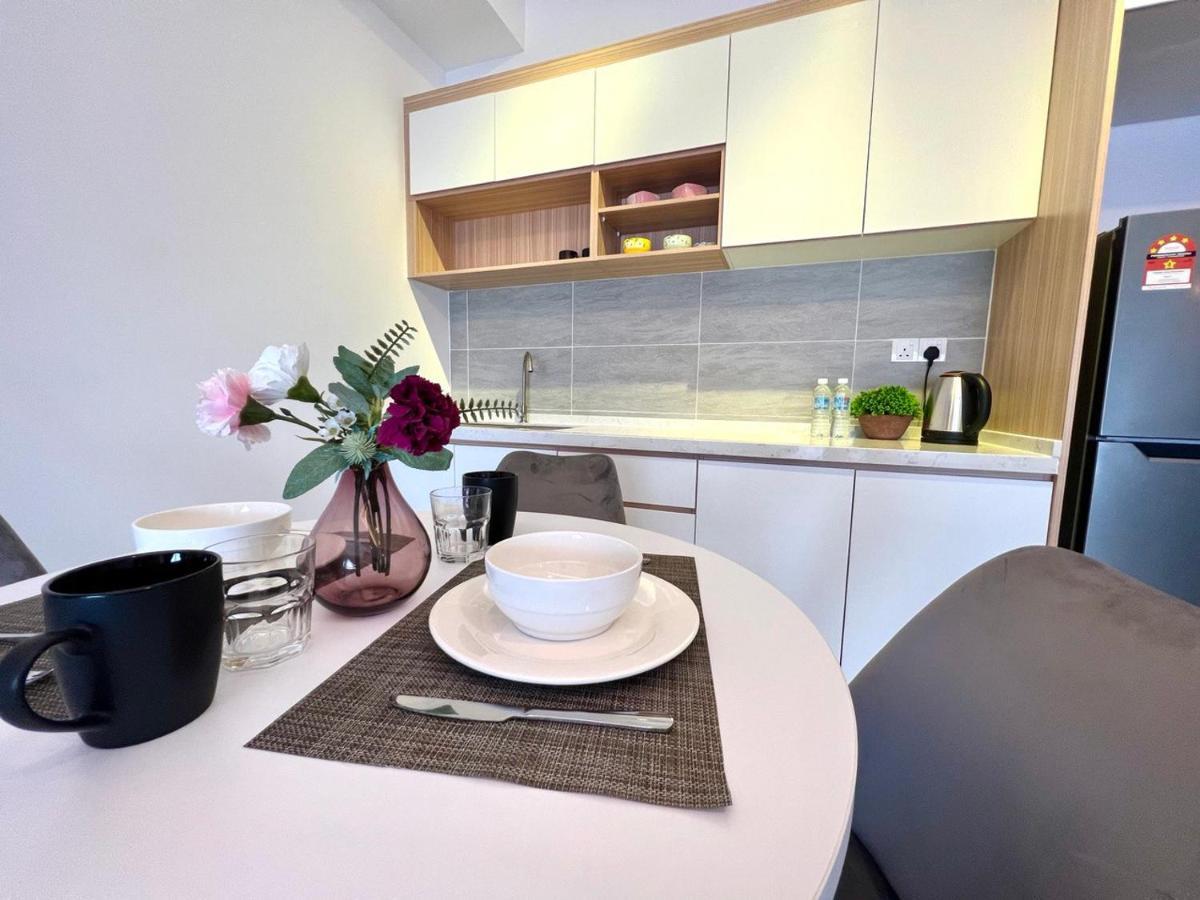 Free Parking # 2 Bed Family Bellsuite - Sepang Klia Kota Warisan Exteriör bild