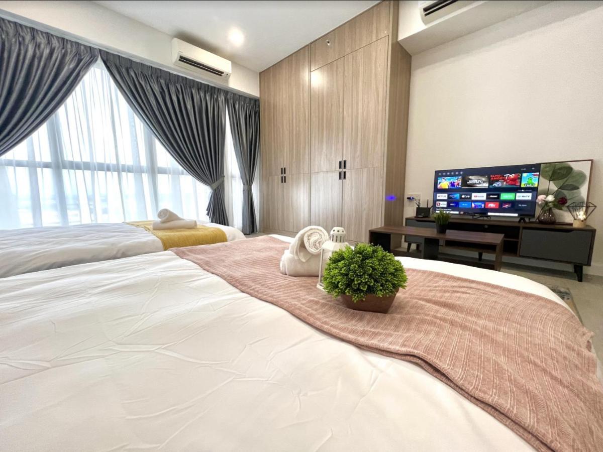Free Parking # 2 Bed Family Bellsuite - Sepang Klia Kota Warisan Exteriör bild